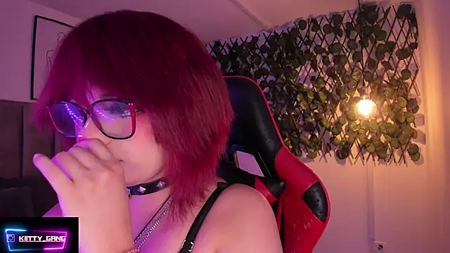 Kitty Gang online show from September 2025 02:16:01 AM