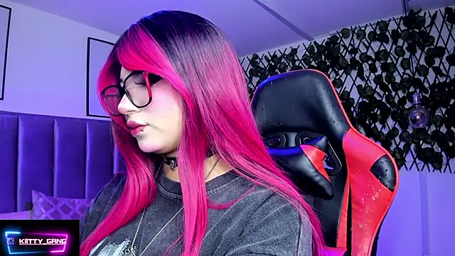 Kitty Gang online show from February 2026 01:48:01 AM