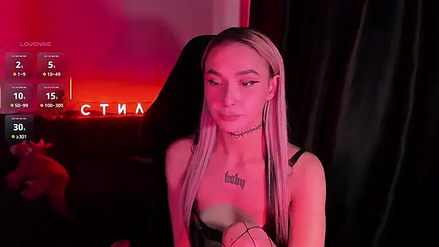 MilaAsh online show from March 2026 04:39:02 AM