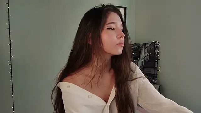 Snapshot of purrrrrrrrr chatting on December 2024 02:57:01 PM purrrrrrrrr online show from December 2024 02:57:01 PM