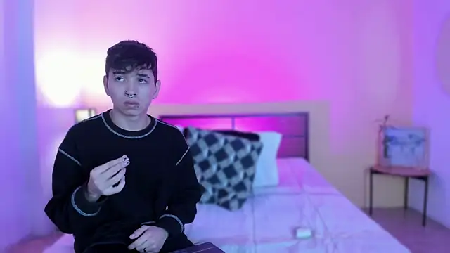 Snapshot of novaybrian chatting on December 2024 04:42:02 AM novaybrian online show from December 2024 04:42:02 AM