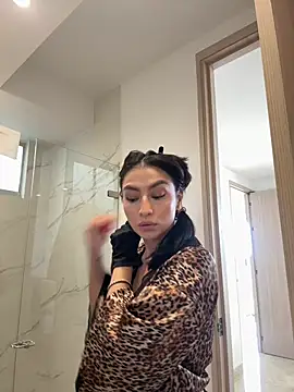 Gia Ferh online show from April 2026 08:31:02 PM