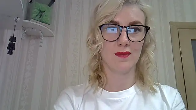 Snapshot of Pabonya91 chatting on January 2025 03:35:01 PM Pabonya91 online show from January 2025 03:35:01 PM