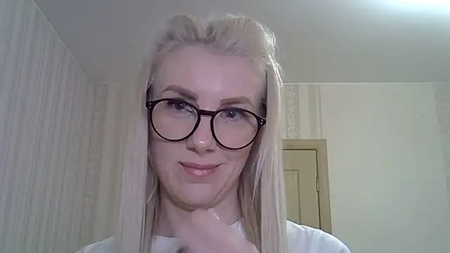 Snapshot of Pabonya91 chatting on February 2025 02:13:02 PM Pabonya91 online show from February 2025 02:13:02 PM