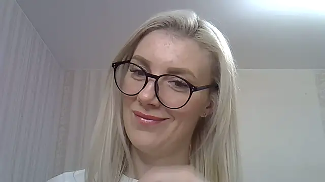 Snapshot of Pabonya91 chatting on March 2025 05:27:01 AM Pabonya91 online show from March 2025 05:27:01 AM