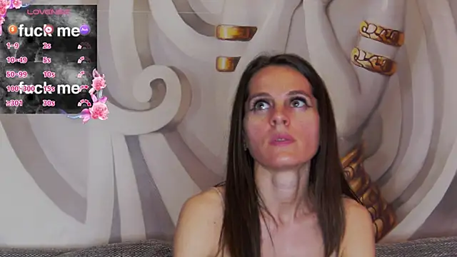 hailey peach online show from April 2026 05:11:01 AM