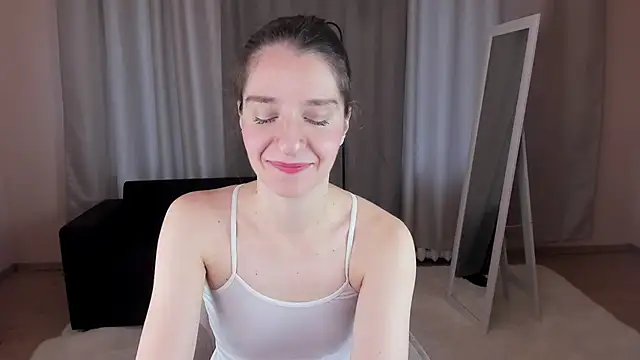 helentasty online show from September 2025 02:27:02 AM