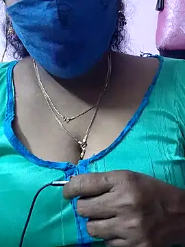 mallu-sumi online show from November 2025 10:23:01 PM