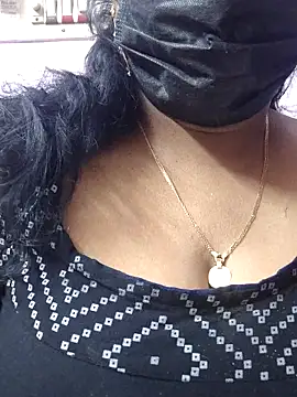 mallu-sumi online show from February 2026 05:47:02 PM