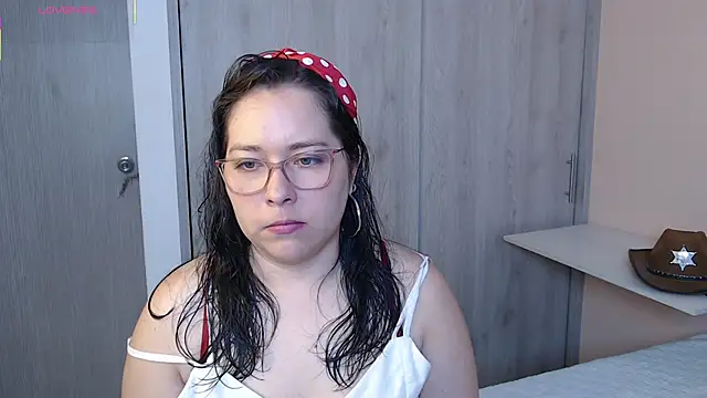 Snapshot of May_Carlier chatting on October 2025 08:29:02 PM May Carlier online show from October 2025 08:29:02 PM