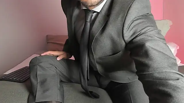 Snapshot of pablo-rincon95 chatting on March 2025 11:42:01 AM pablo-rincon95 online show from March 2025 11:42:01 AM