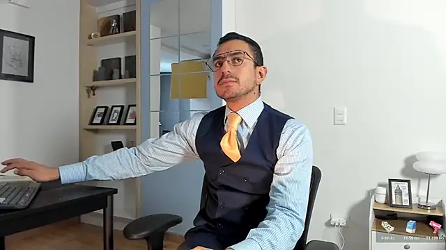 Snapshot of pablo-rincon95 chatting on May 2026 02:43:01 PM pablo-rincon95 online show from May 2026 02:43:01 PM