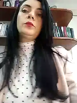 Snapshot of amellie_ros chatting on December 2024 01:17:01 PM amellie ros online show from December 2024 01:17:01 PM