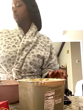 Snapshot of spicysugar74 chatting on October 2025 04:37:01 PM spicysugar74 online show from October 2025 04:37:01 PM