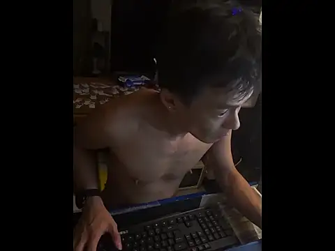 hkwildguy online show from July 2026 04:30:02 AM