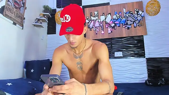 Snapshot of Friendsofeverything_ chatting on February 2026 01:53:02 PM Friendsofeverything online show from February 2026 01:53:02 PM