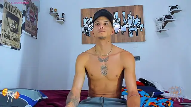 Snapshot of Friendsofeverything_ chatting on February 2026 03:00:01 PM Friendsofeverything online show from February 2026 03:00:01 PM