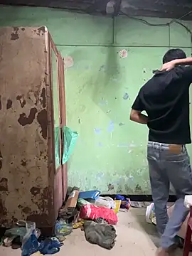 Privateseducer online show from November 2025 09:09:01 AM