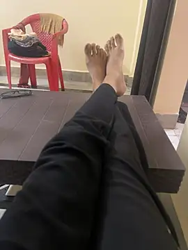 Privateseducer online show from December 2025 01:20:02 PM