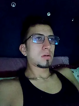stivevv online show from May 2026 12:17:01 AM