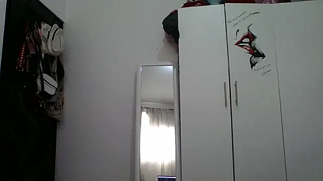 Anne kis online show from March 2025 09:00:02 PM