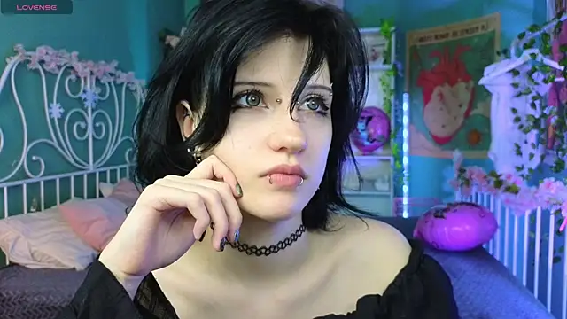 Snapshot of dark_vamp_ chatting on February 2025 02:50:02 AM dark vamp  online show from February 2025 02:50:02 AM