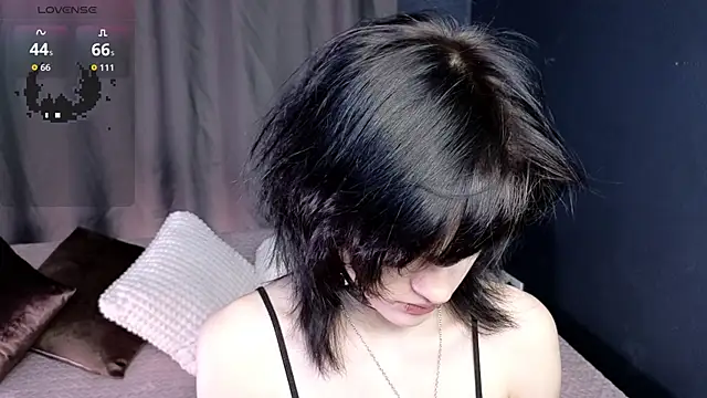 Snapshot of dark_vamp_ chatting on October 2025 01:07:01 PM dark vamp  online show from October 2025 01:07:01 PM