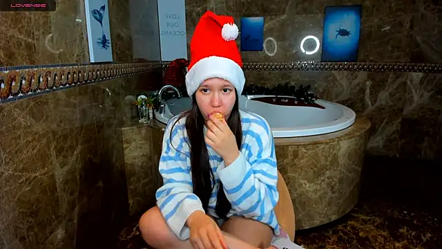 Mira Karter online show from December 2024 04:40:01 AM