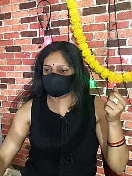 PeaCoooock online show from April 2026 04:56:02 PM