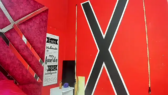 Lucy White   online show from January 2025 12:23:01 AM