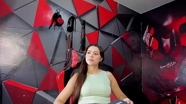 Hana and Zeta online show from September 2025 12:09:01 PM