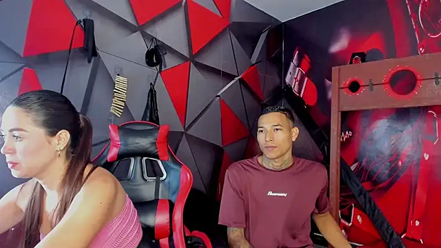 Hana and Zeta online show from October 2025 12:28:02 PM