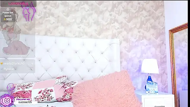 Eliza Thaylor   online show from January 2025 05:53:01 PM