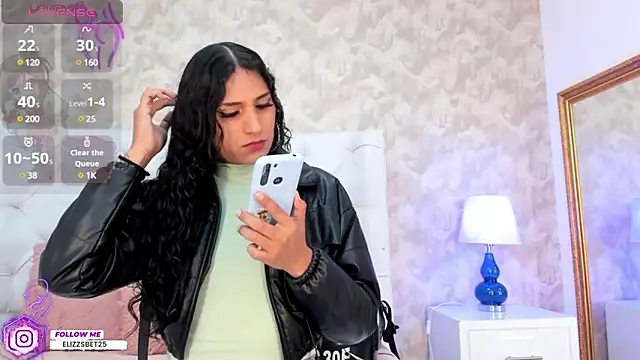 Eliza Thaylor   online show from January 2025 03:11:01 PM