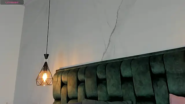 angelswets online show from September 2025 02:17:01 PM