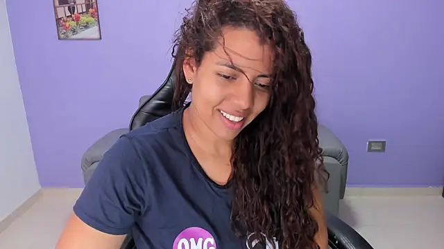 boomsar01 online show from September 2025 02:33:01 AM