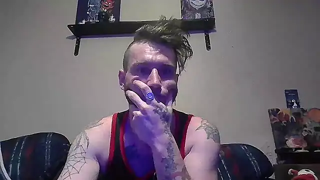 Snapshot of AlvinFoxx chatting on January 2025 06:13:02 AM AlvinFoxx online show from January 2025 06:13:02 AM