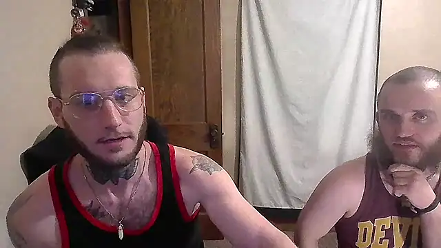 Snapshot of AlvinFoxx chatting on January 2025 01:30:01 AM AlvinFoxx online show from January 2025 01:30:01 AM