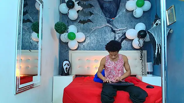 Erick Zhimerman online show from October 2025 03:45:02 AM