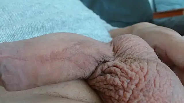 Heracles00 online show from September 2025 01:01:01 PM