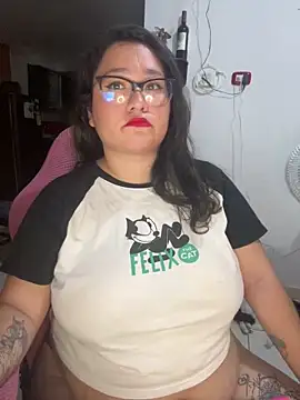 CinnamonCookiez online show from December 2024 03:06:01 AM