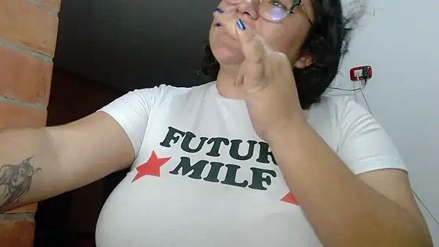 CinnamonCookiez online show from January 2025 07:10:01 AM