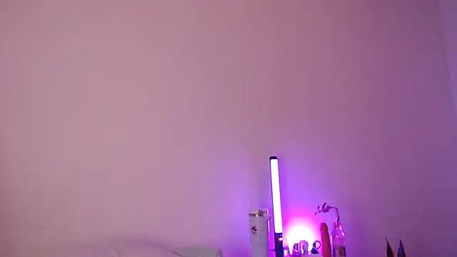 EffyScarlet online show from October 2025 10:47:02 AM