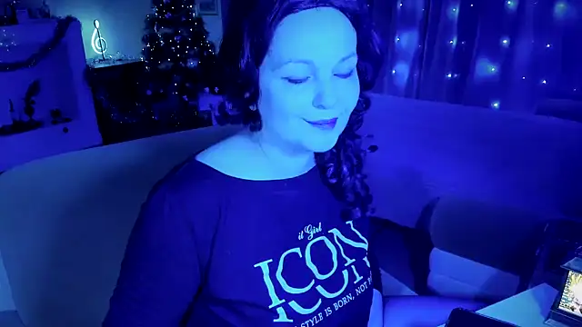 WitchBlueRose online show from December 2025 06:49:02 PM