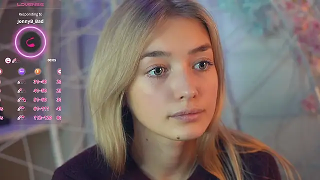 Snapshot of FlairCunard chatting on December 2024 09:20:01 PM FlairCunard online show from December 2024 09:20:01 PM