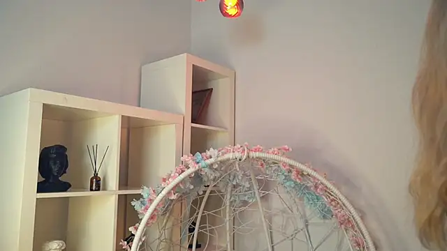 Snapshot of FlairCunard chatting on December 2024 12:02:02 AM FlairCunard online show from December 2024 12:02:02 AM