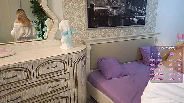 Snapshot of FlairCunard chatting on February 2025 07:43:02 PM FlairCunard online show from February 2025 07:43:02 PM