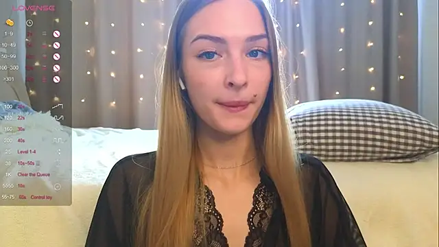 Snapshot of Soft_Eva chatting on December 2024 09:41:01 AM Soft Eva online show from December 2024 09:41:01 AM