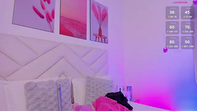 zoe rivers online show from February 2026 06:30:01 PM