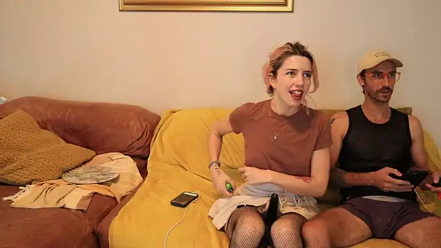 Luna OrionSky online show from March 2025 04:33:02 PM